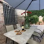 펜션 Casa Lazzaro Al Centro Di 시에나