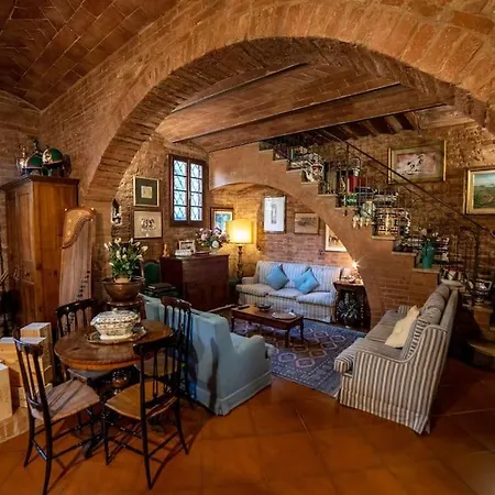 Casa Lazzaro Al Centro Di 別荘 *